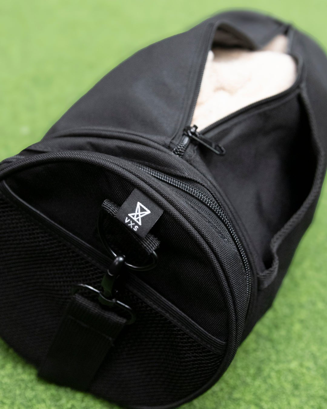 Essentials Barrel Bag - VXS GYM WEAR